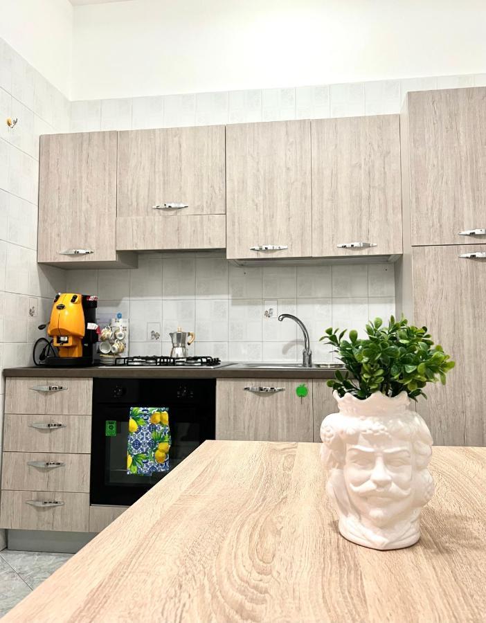 Gabry Central Apartment Palermo Esterno foto